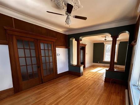 3 CH - 1 SDB - Montréal - $2,990 /mo