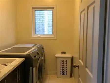 25 DENNY STREET | 25 DENNY STREET, Ajax