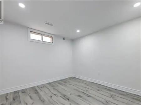 951 ESSA Crescent | 951 ESSA Crescent, Pickering