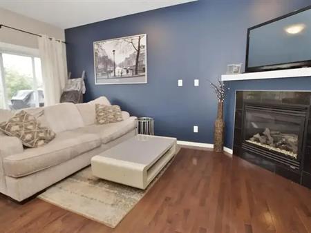 Bright 3 bed  house | 5 - 16004 54 Street Northwest, Edmonton