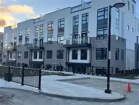 120 - 1593 ROSE WAY | 120 - 1593 ROSE WAY, Milton