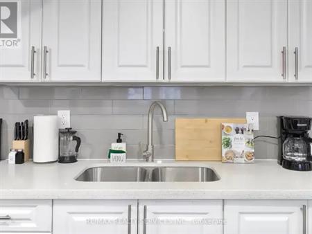 5 UPPERVIEW PLACE | 5 UPPERVIEW PLACE, Whitby