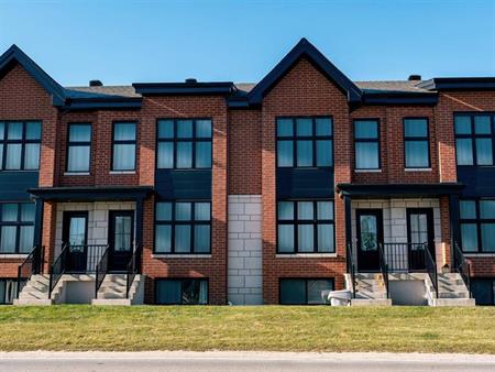 Condo Locatif 4 1/2 à L'Assomption
