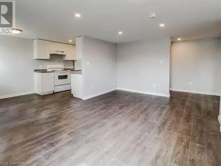 371 DALE Crescent Unit# 16 | 371 DALE Crescent Unit# 16, Waterloo