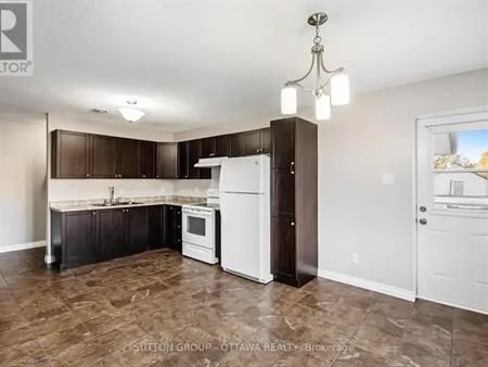 2 - 2461 DUNNING ROAD | 2 - 2461 DUNNING ROAD, Ottawa