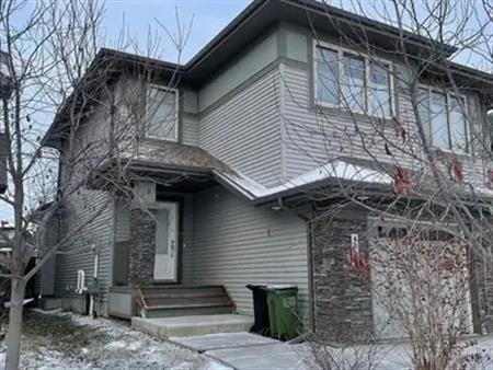 Stunning 3 Bedroom, 2.5 Bathroom Duplex w/ garage | 4083 Allan Crescent Southwest, Edmonton