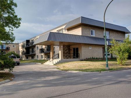 South Park Gardens 33/53 | 33-53 Southpark Drive, Winnipeg