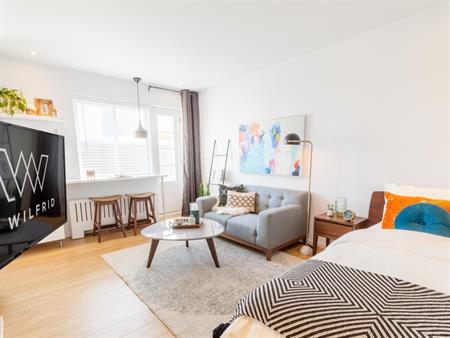 Superbe Studio Meublé Au Cœur Du Plateau