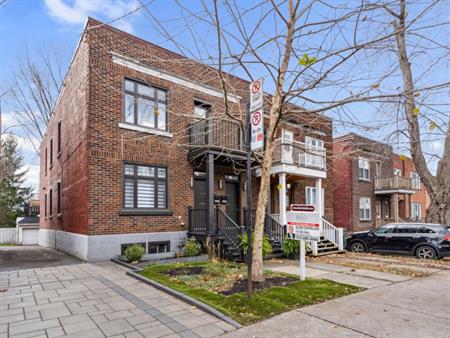 Logement De 8 Pièces (5 Rc+2 Sous-sol)