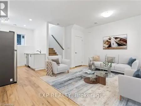 212 - 781 CLARE AVENUE | 212 - 781 CLARE AVENUE, Welland