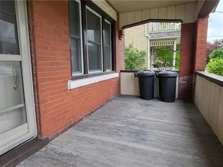 17 THERESA Street | 17 THERESA Street, Kitchener