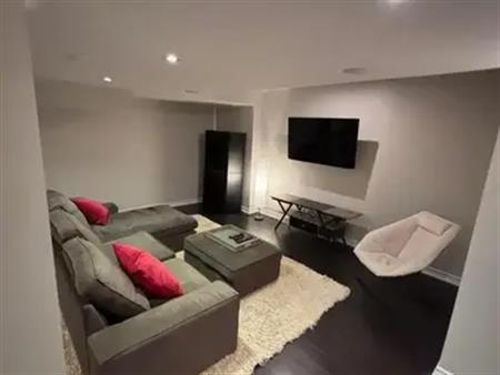 109 CHATEAU DRIVE | 109 CHATEAU DRIVE, Vaughan