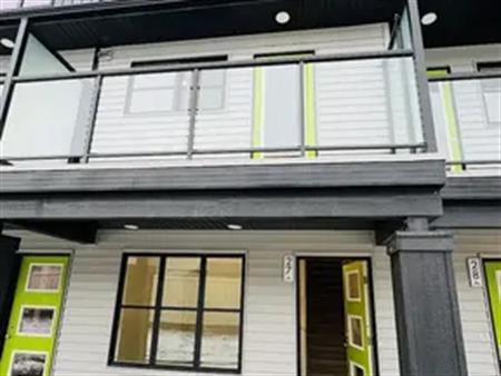 Beautiful and spacious townhouse with an amazing office space for privacy | 27 - 1203 163 Street Southwest, Edmonton