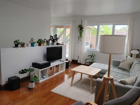 Secteur Villeray 4 1/2 avec petit bureau ou autres