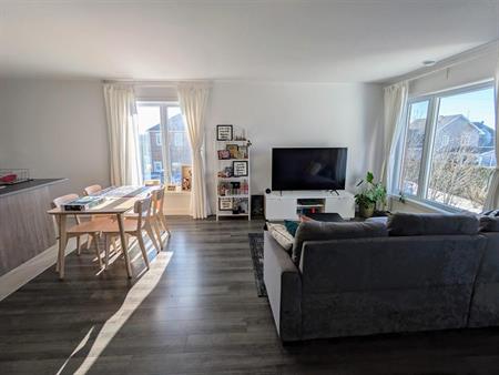 Immeuble - 1470-1480 Rue Lionel-Giroux, Drummondville Appartement 5 Et Demi à Louer