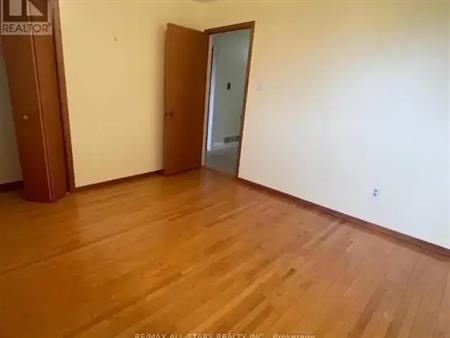 MAIN FLOOR - 272 STOUFFER STREET | MAIN FLOOR - 272 STOUFFER STREET, Whitchurch-Stouffville