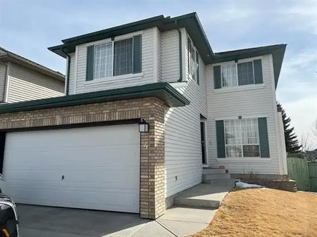 Spacious Family home (3 bed; 2.5 bath) with double garage in safe West Springs | 4 Westpoint Gardens Southwest, Calgary