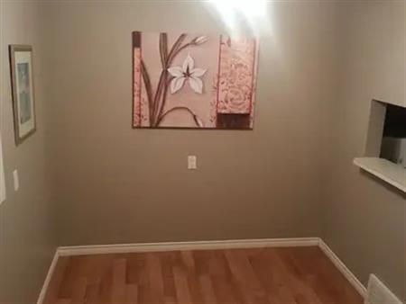 Southside 3 BR 1.5 Bath Townhouse, 2 parking stalls (covered parking) | Edmonton