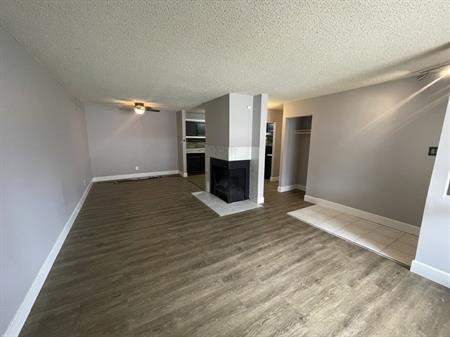 PN 0447 - Beautiful 3 Bedroom Condo with Fenced Yard & Laundry! | 2703 79 St Nw, Edmonton