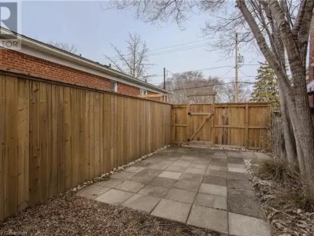 2290 WOODWARD Avenue Unit# 2 | 2290 WOODWARD Avenue Unit# 2, Burlington