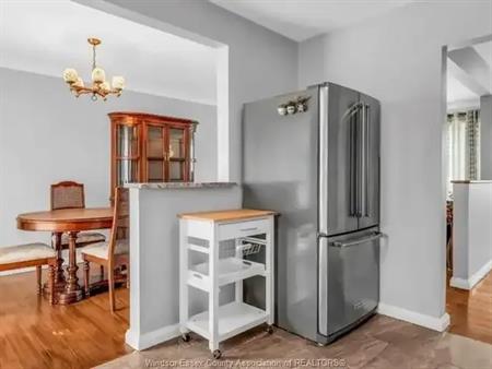 562 WESTCHESTER DRIVE Unit# MAIN | 562 WESTCHESTER DRIVE Unit# MAIN, Windsor