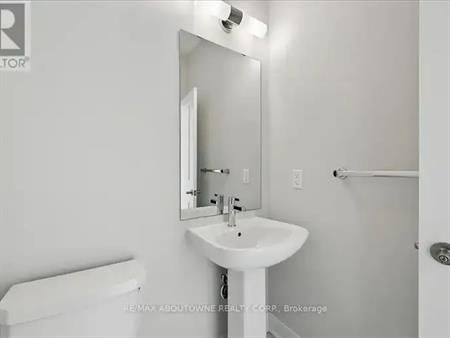 13 - 2184 POSTMASTER DRIVE | 13 - 2184 POSTMASTER DRIVE, Oakville