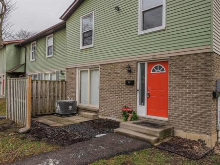 Fiddlers Green Rd. 70 | Fiddlers Green Rd. 70, London