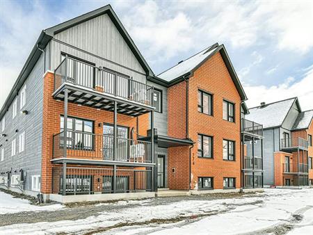 5½ À LOUER PRÈS DE JOLIETTE (ST-PAUL) - 1ER JUILLET