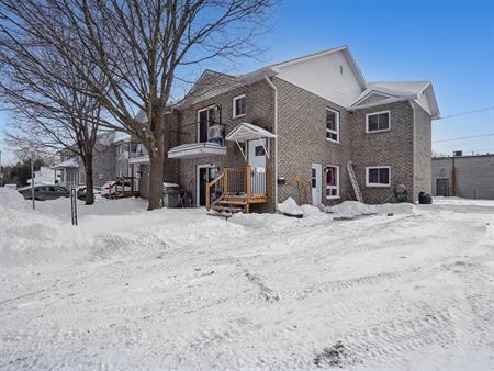 821 Rue Larouche (Gatineau) Magnifique Appartment