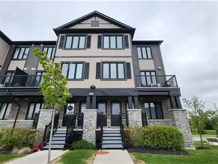 148 ROCHEFORT Street Unit# D | 148 ROCHEFORT Street Unit# D, Kitchener