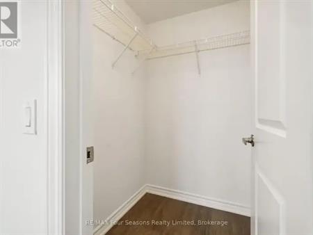 410 - 5 SPOONER CRESCENT | 410 - 5 SPOONER CRESCENT, Collingwood