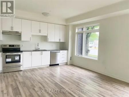39 - 370A RED MAPLE ROAD | 39 - 370A RED MAPLE ROAD, Richmond Hill