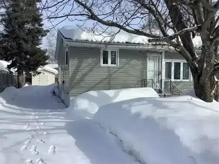 Comfortable 2-Bedroom, 1-Bathroom Home for Rent in Sault Ste. Marie | 94 A Amy Avenue, Sault Ste. Marie