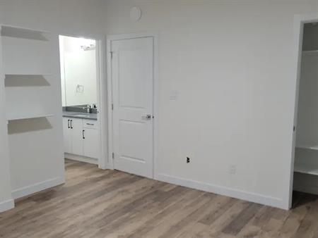 Basement for rent in Garneau | 11127 85 Avenue, Edmonton
