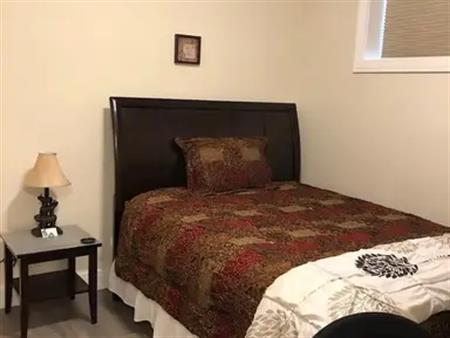 Banff Trail - Rooms to rent - Close to Buses, North Hill Mall, U of C, SAIT, UAR | Calgary
