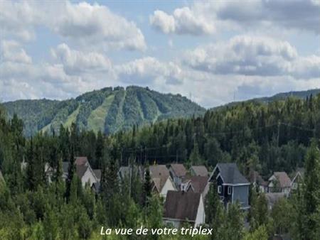 TERRAINS À VENDRE À SAINTE-ADÈLE – POUR CONSTRUCTION DE TRIPLEX ET TRIPLEX JUMELÉ