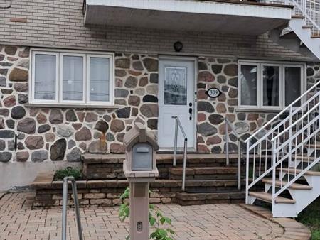 Appartement 3 Et Demi A Louer
