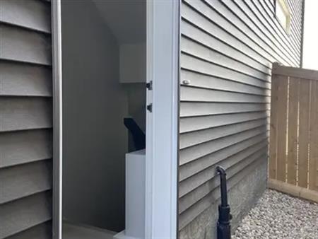 2bedroom and 1 bathroom | 1823 24 Street Northwest, Edmonton