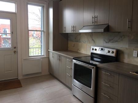 Renovated 3.5 in Plateau!