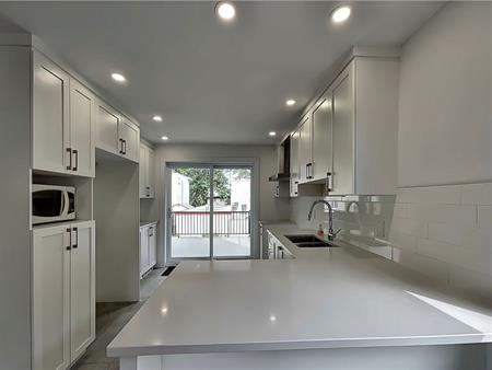Appartement 6 1/2 A Louer, Laval