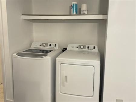 CONDO 4 1/2 À LOUER/TO RENT
