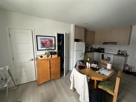 JOLI STUDIO | FLEURIMONT |TOUT INCLUS
