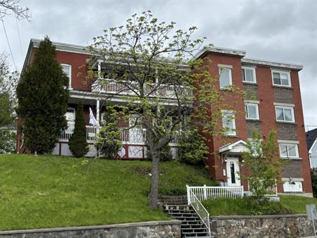 JOLI STUDIO | CENTRE-VILLE | TOUT INCLUS