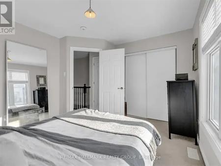 825 MIKINAK ROAD | 825 MIKINAK ROAD, Ottawa