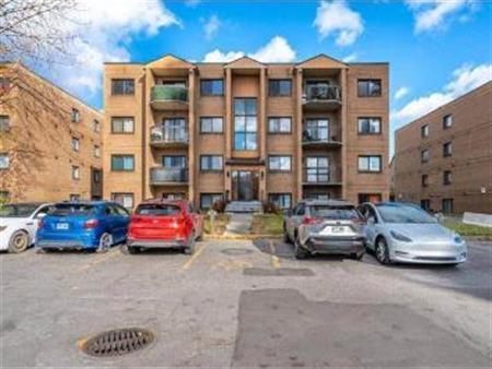 📢 Appartement à louer – Laval (près de Carrefour Laval) Beau 4 ½ à louer (2 chambres + salon), situé à Laval, à quelques min
