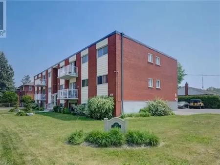 357 CONNAUGHT Street Unit# 2 | 357 CONNAUGHT Street Unit# 2, Kitchener
