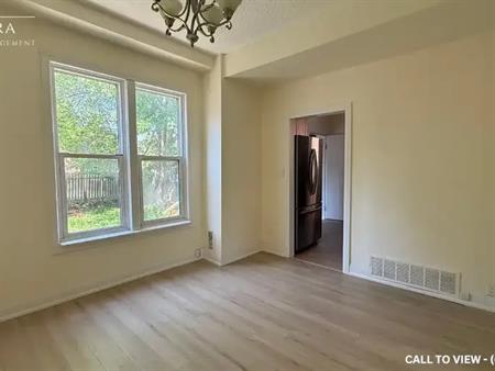 1-254 Bruce St, Oshawa, Ontario L1H 1R5 | 254 Bruce Street, Oshawa