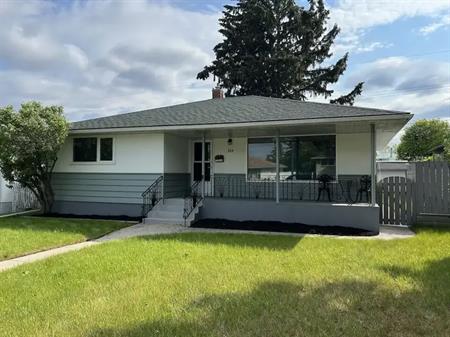 Nice Bungalow Home on Quiet Street in Thorncliffe | 519 Thornhill Place Northwest, Calgary