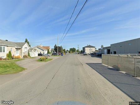 2 CH - 1 SDB - Saint-Esprit - $1,300 /mo