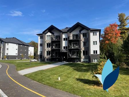Logement 5 1/2 - 1er novembre - Saint-Jérôme